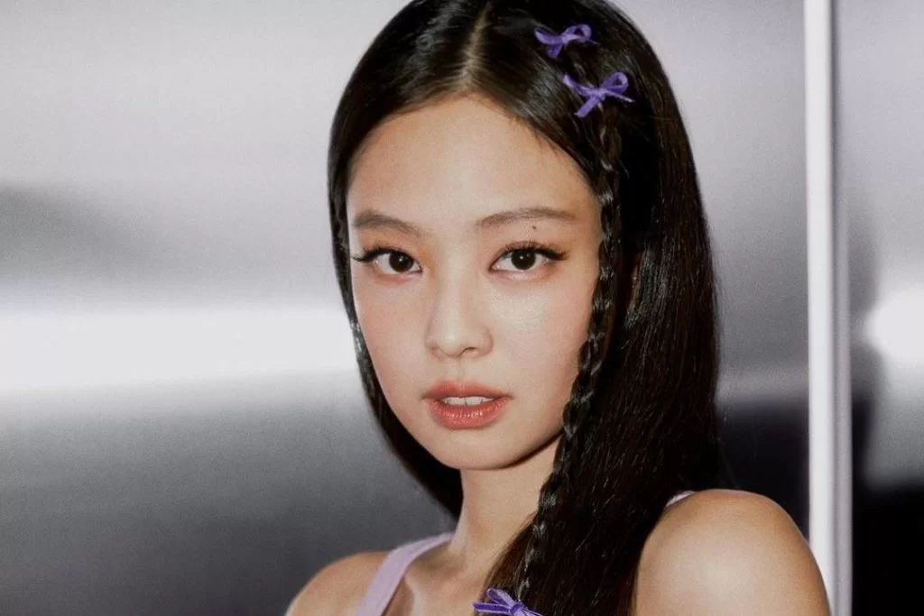 Jennie do BlackPink deve estrear carreira solo em junho de 2024, diz site coreano.